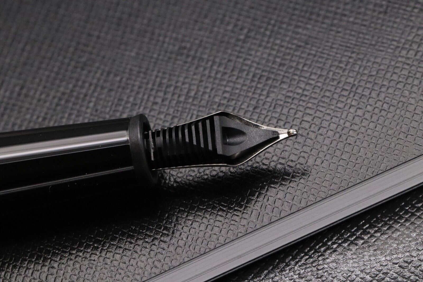 Montblanc Meisterstuck Classique Ultra Black Fountain Pen – Serviced MB Jan 25 image 4
