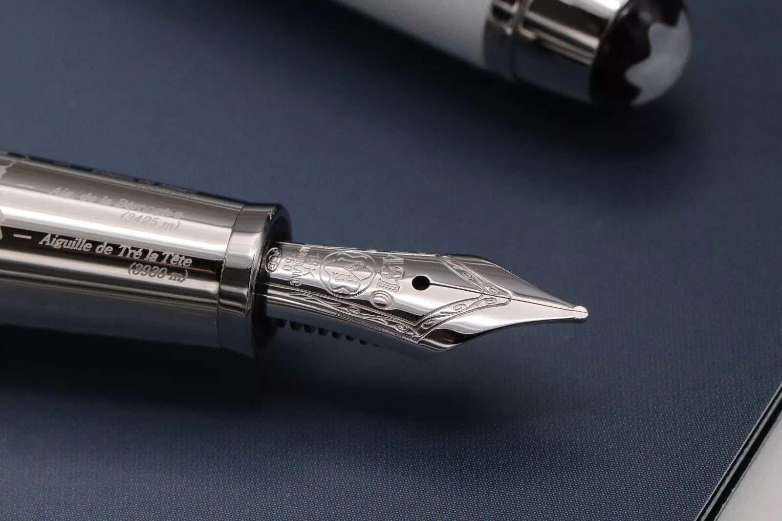 Montblanc Meisterstuck Classique Tribute to the Mont Blanc Fountain Pen image 2
