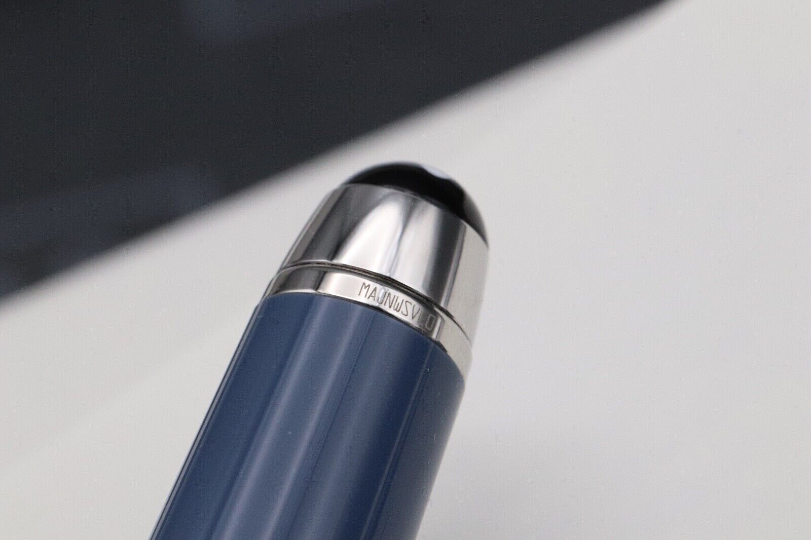 Montblanc Meisterstuck Midsize Glacier Ballpoint Pen image 3