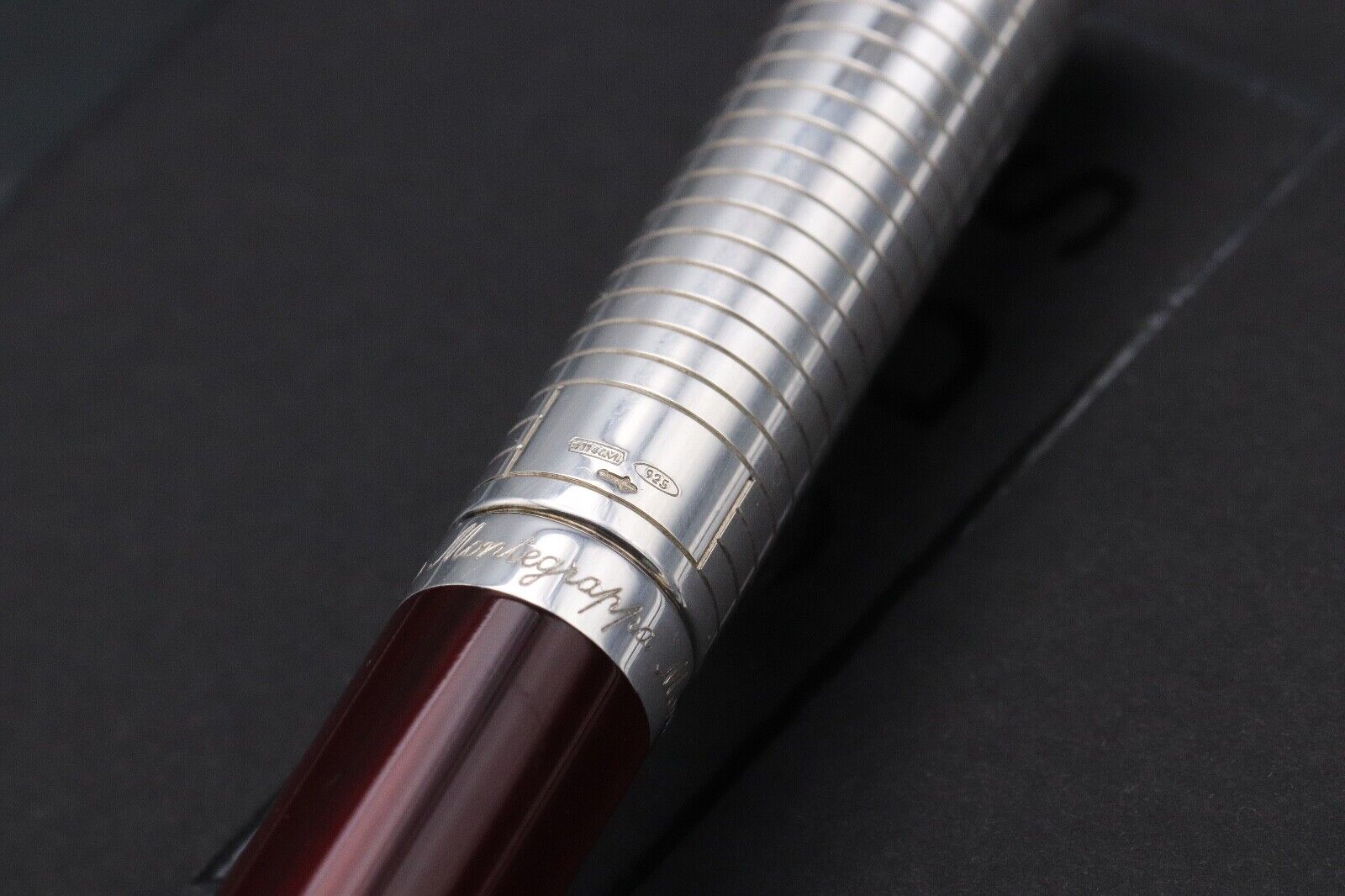 Montegrappa Espressione Duetto Silver Red Rollerball Pen image 4