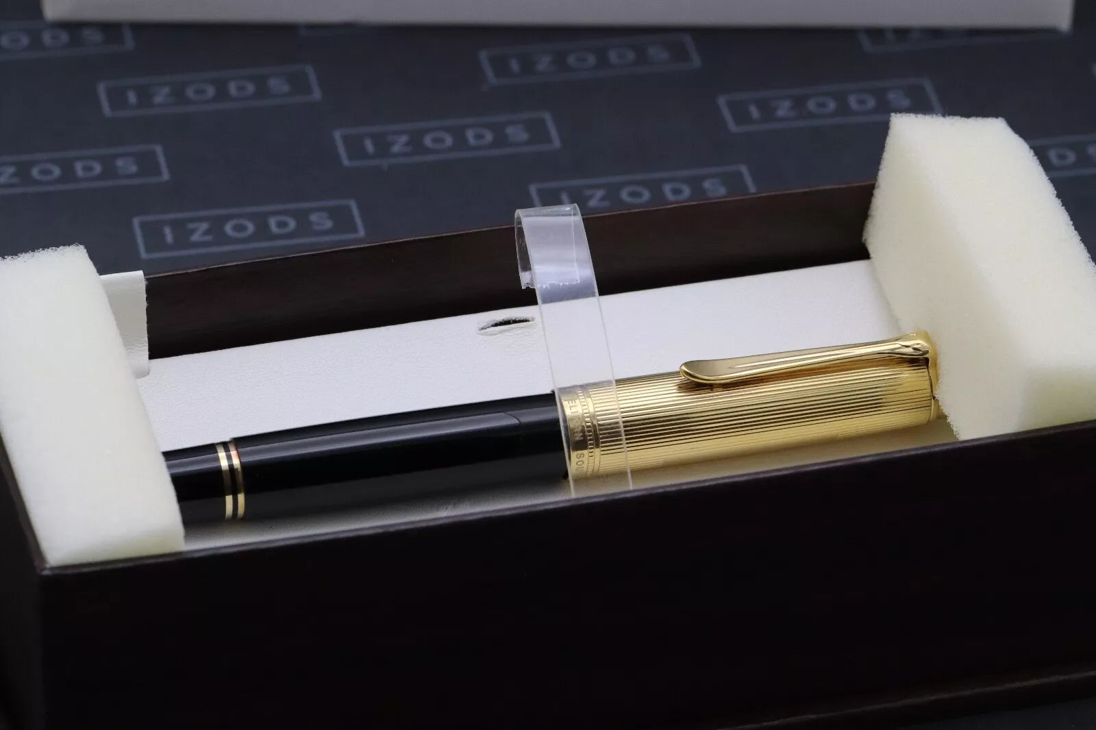 Pelikan Souveran M1050 Vermeil Black Fountain Pen - PF Marked Nib image 7