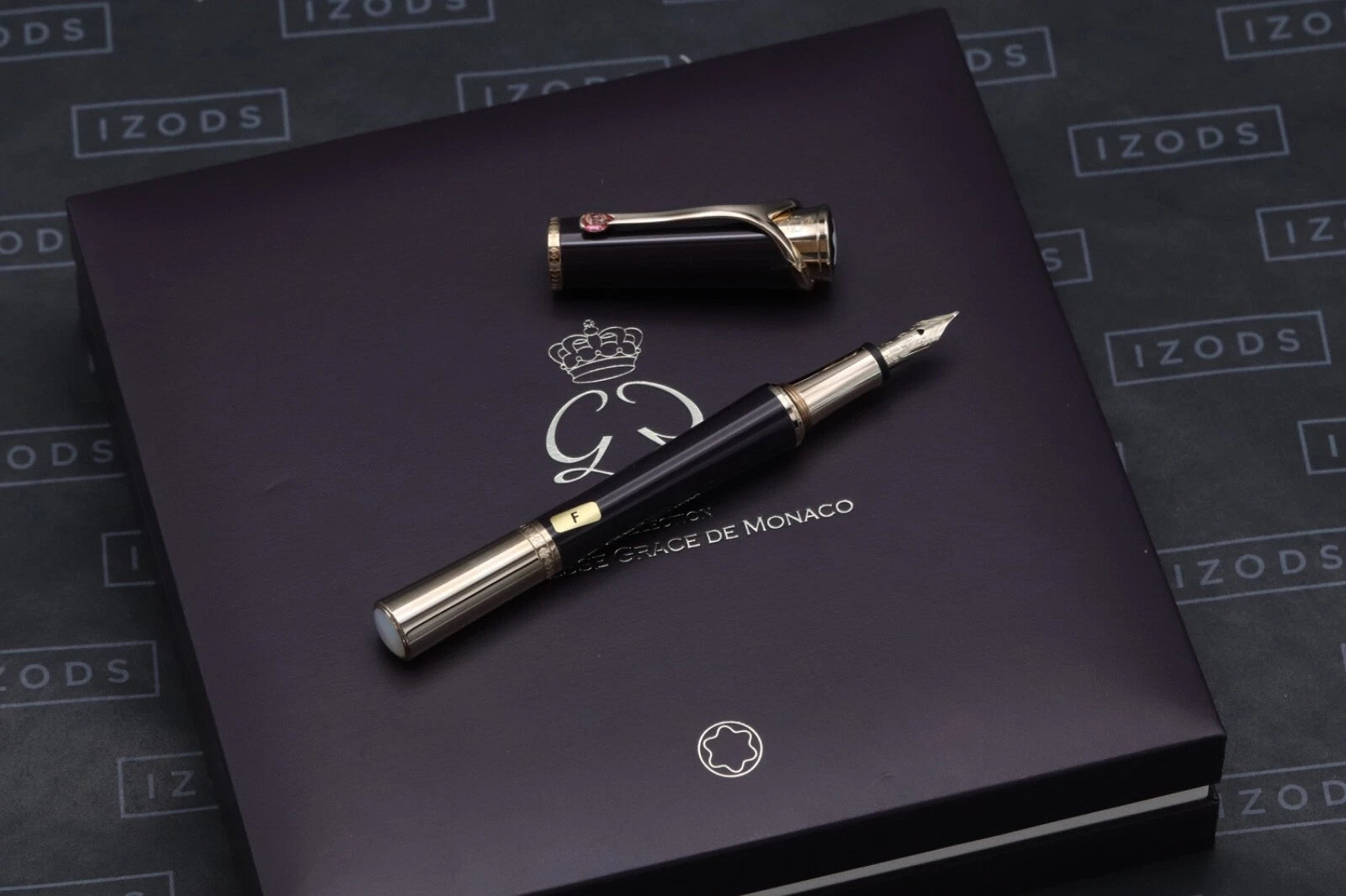 Montblanc Princesse Grace de Monaco Purple Fountain Pen - UNUSED image 1