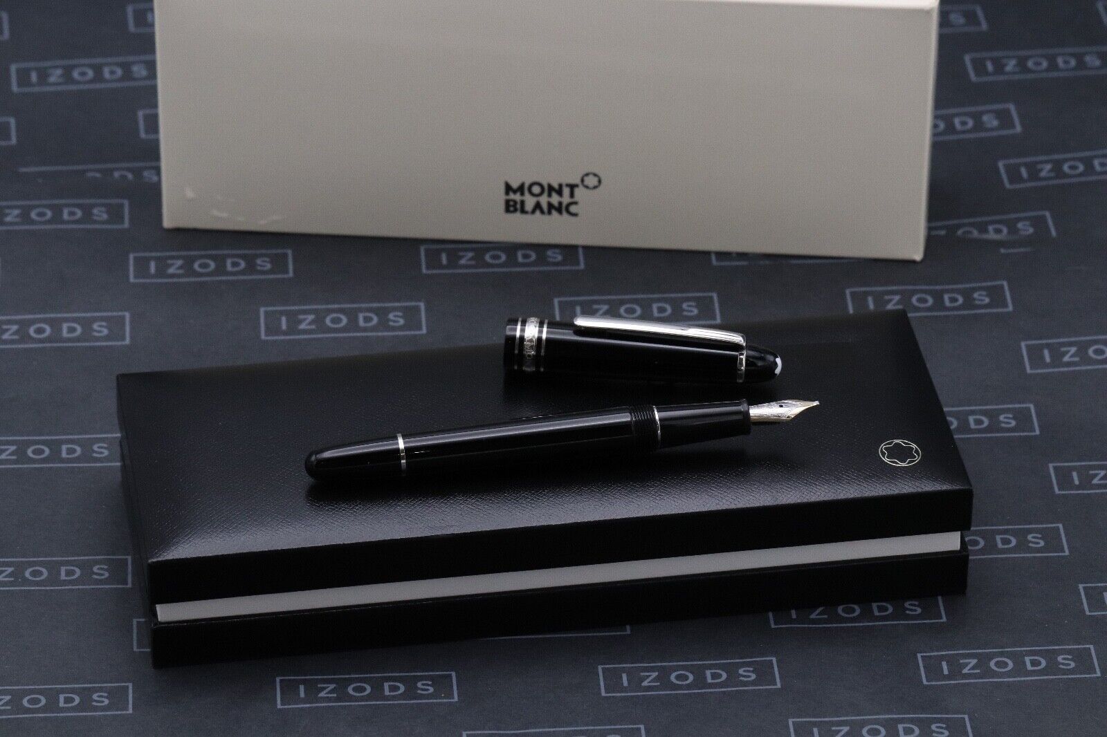 Montblanc Meisterstuck 145 Classique Platinum Coated Fountain Pen - BB Nib image 0