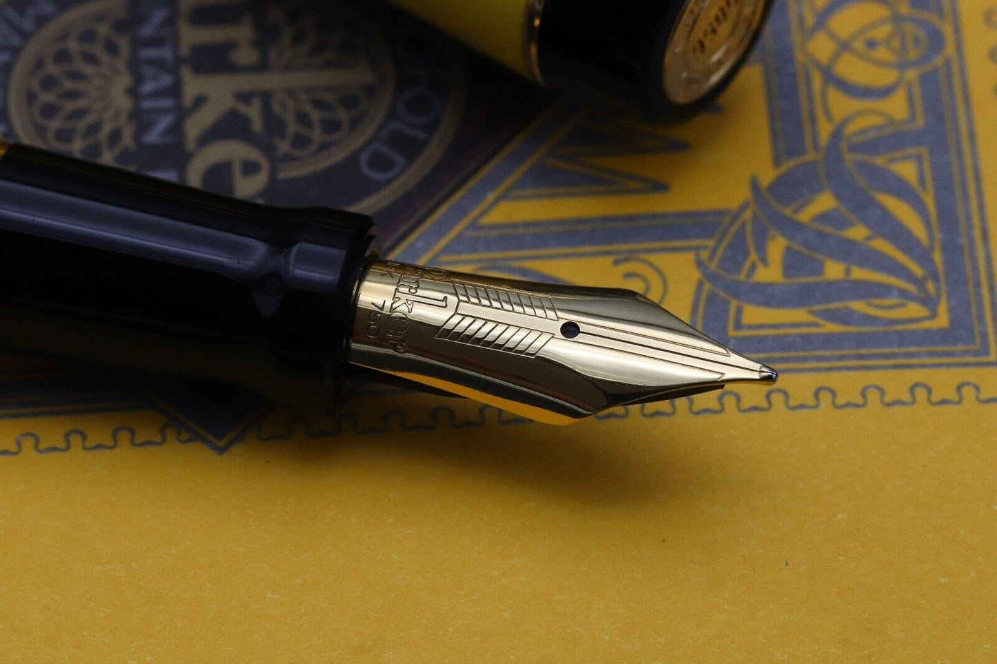 Parker Duofold Centennial Mandarin Yellow Limited Edition Fountain Pen image 2