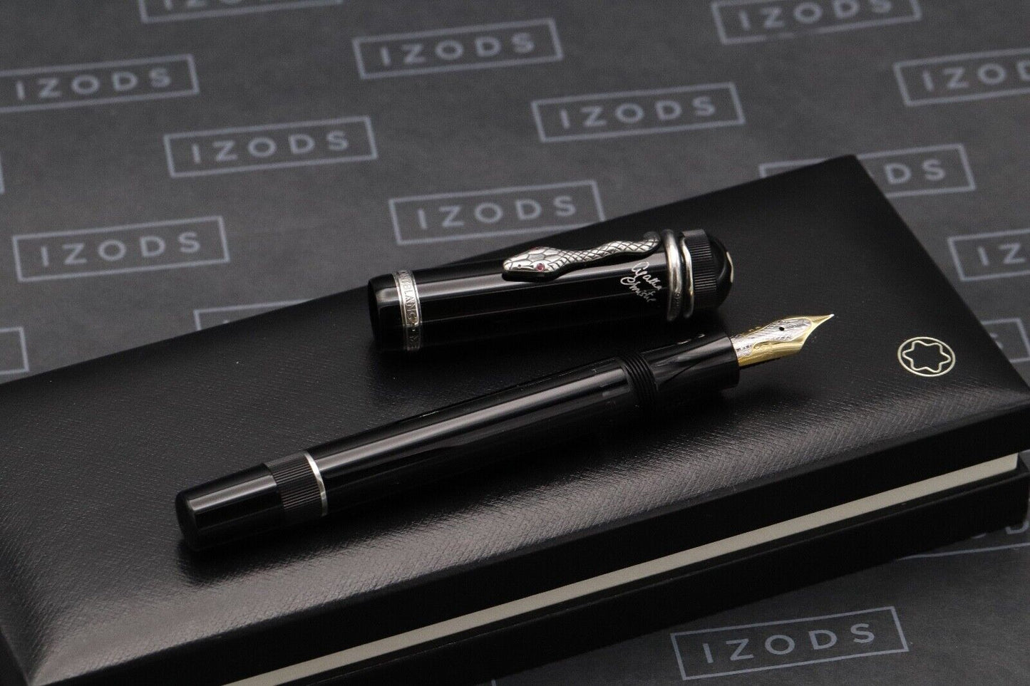 Montblanc Writers Edition Agatha Christie Fountain Pen - NEVER INKED - Fine Nib image 1