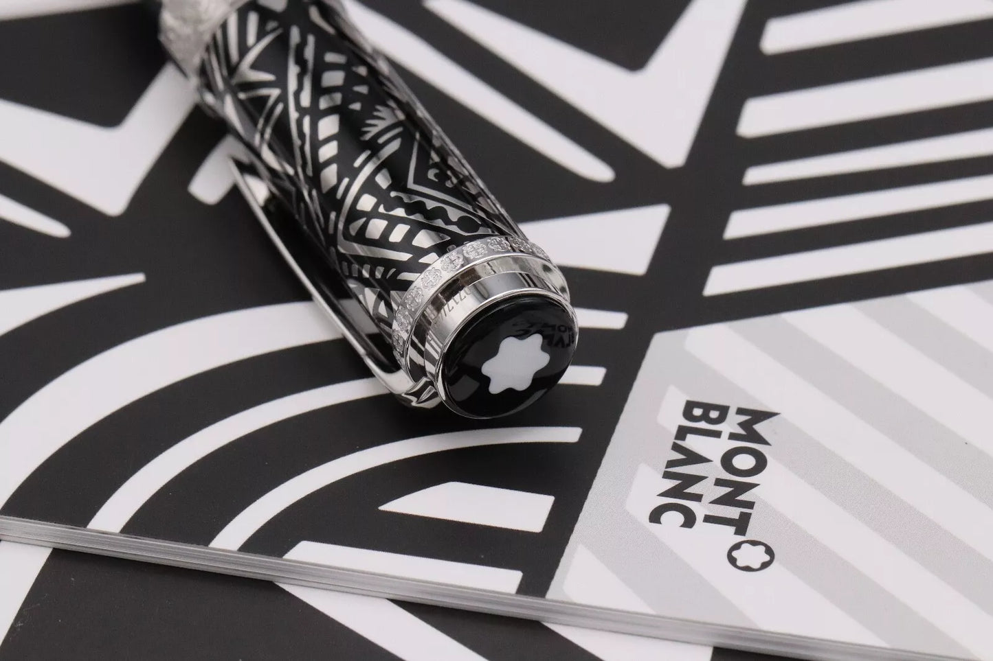 Montblanc Patron Of Art Peggy Guggenheim 4810 Fountain Pen – UNUSED image 11