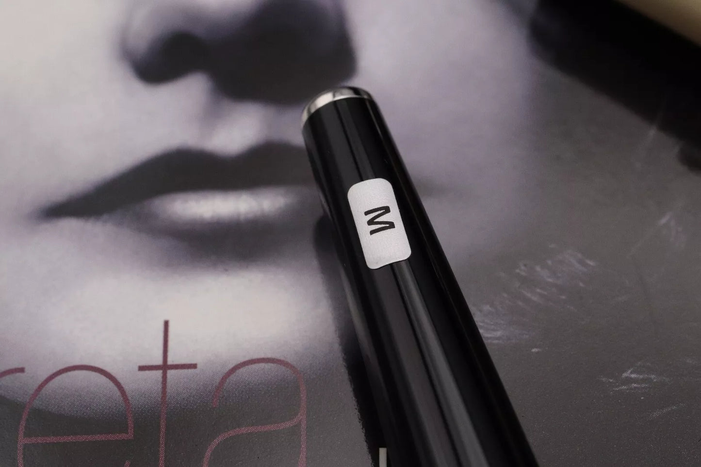 Montblanc Muses Greta Garbo Special Edition Fountain Pen - UNUSED image 4