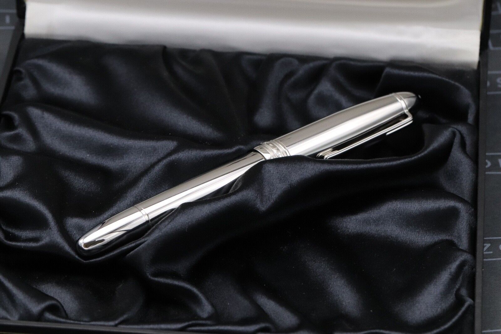 Montblanc Meisterstück 146 LeGrand Stainless Steel Fountain Pen - Serviced by MB image 6