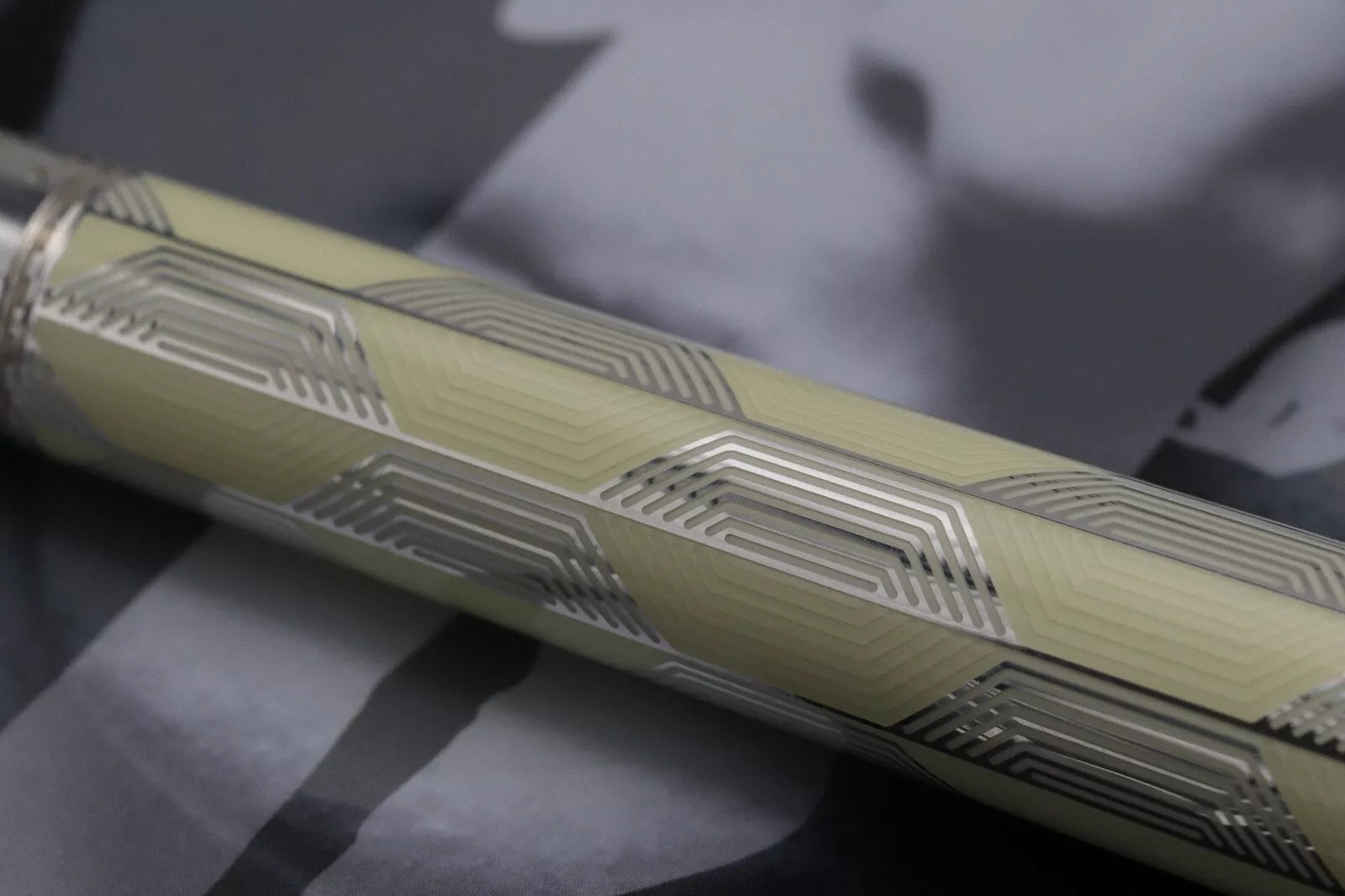 Montblanc Donation Series John Lennon LE1940 Fountain Pen - Serviced by MB 2025 image 12