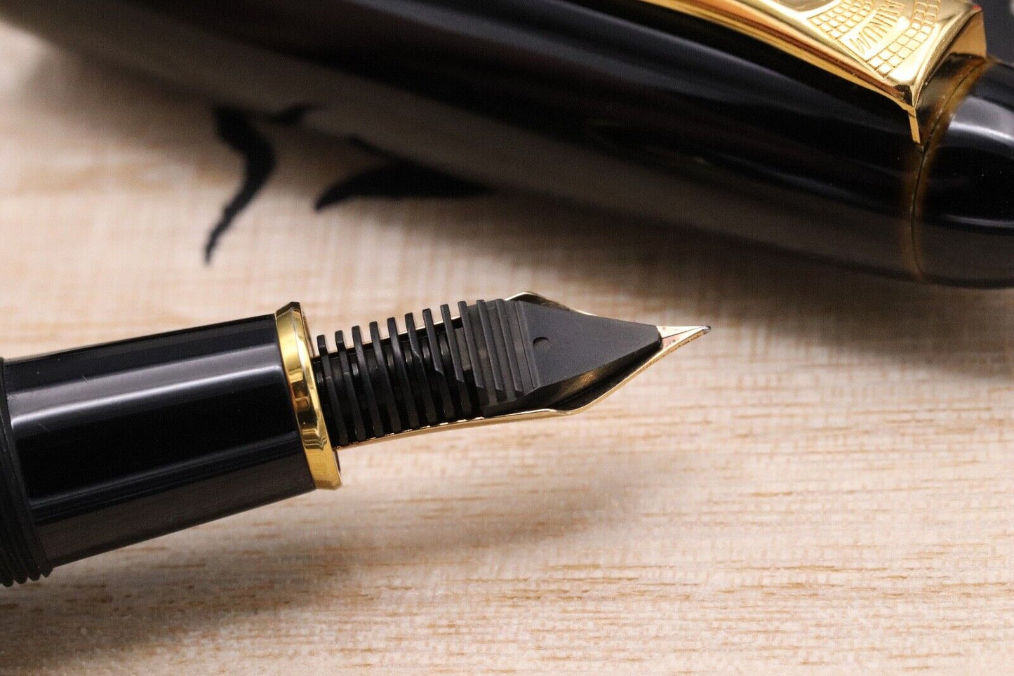 Platinum Izumo Urushi Biwatame Fountain Pen - Fine Nib image 4