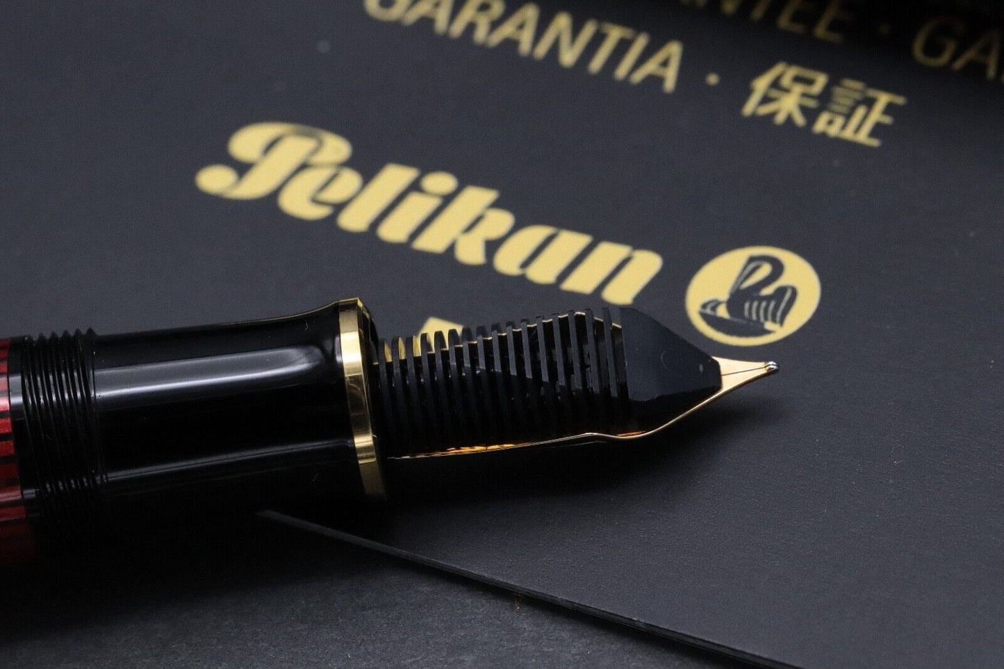 Pelikan Souveran M800 Red Black Fountain Pen - 2001-2003 - NEVER INKED image 4