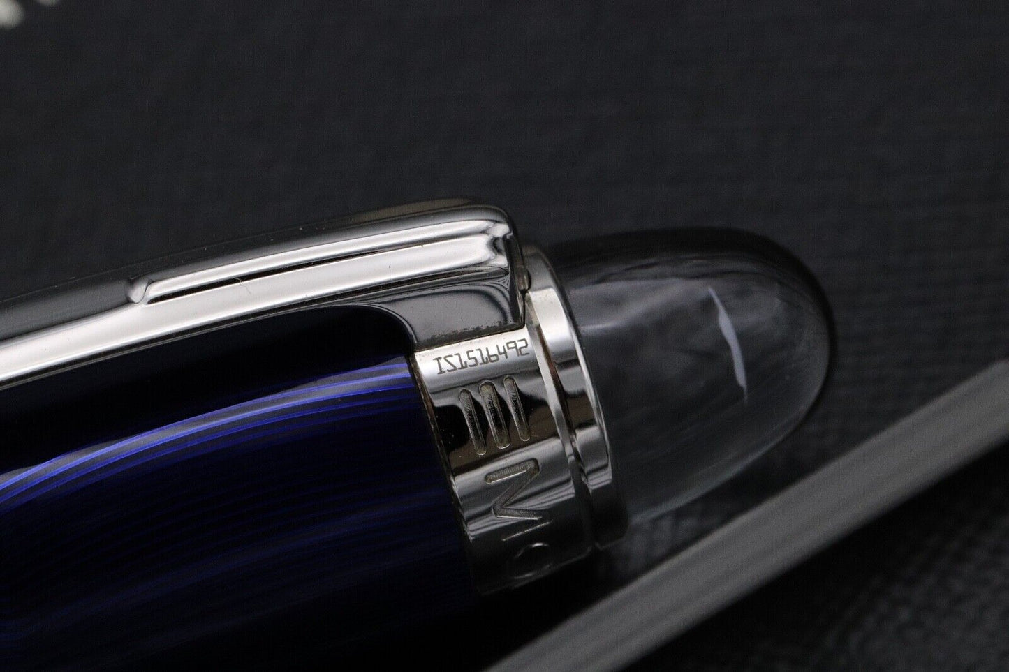 Montblanc Starwalker Cool Blue Rollerball / Fineliner Pen image 4