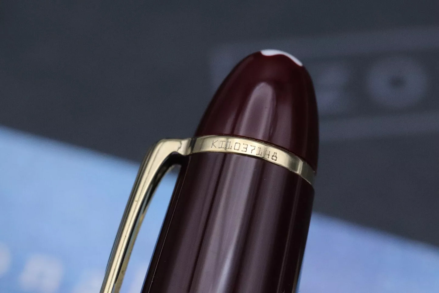 Montblanc Meisterstuck 147 Traveller Bordeaux Fountain Pen image 5