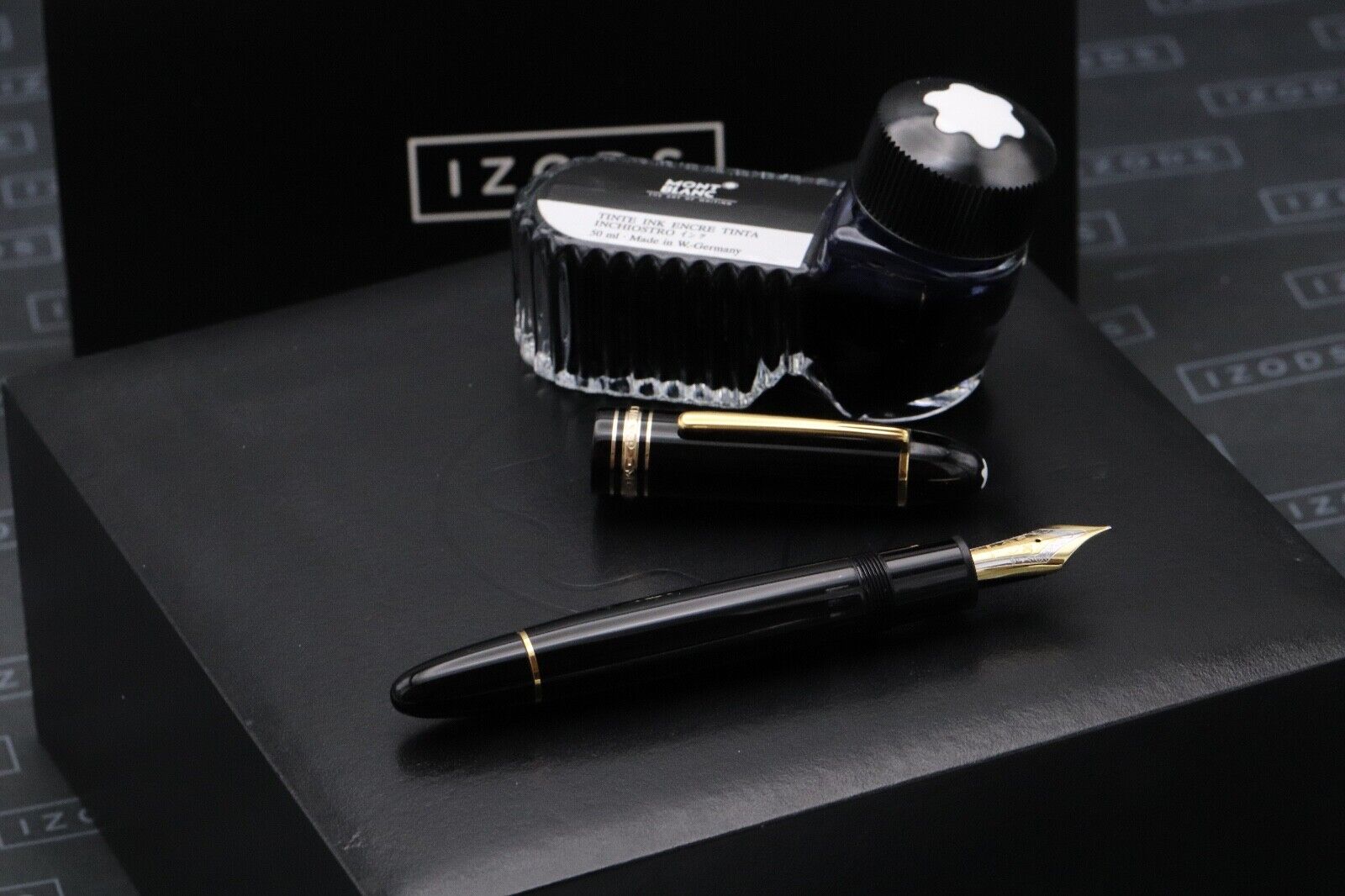 Montblanc Meisterstuck 149 Gold-Coated Fountain Pen image 0
