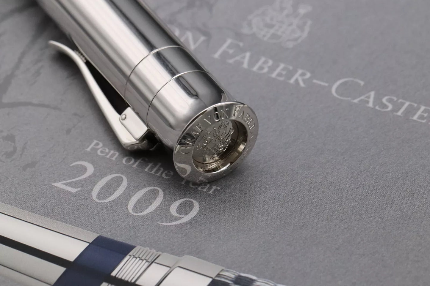 Graf von Faber-Castell Pen of the Year 2009 Horsehair Fountain Pen - UNUSED image 9