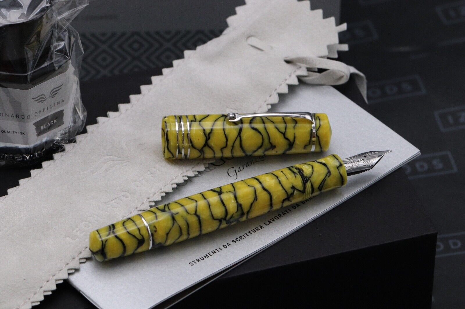 Leonardo Pompeii Celluloid LE7 Fountain Pen - #6 La Fenice Nib image 1