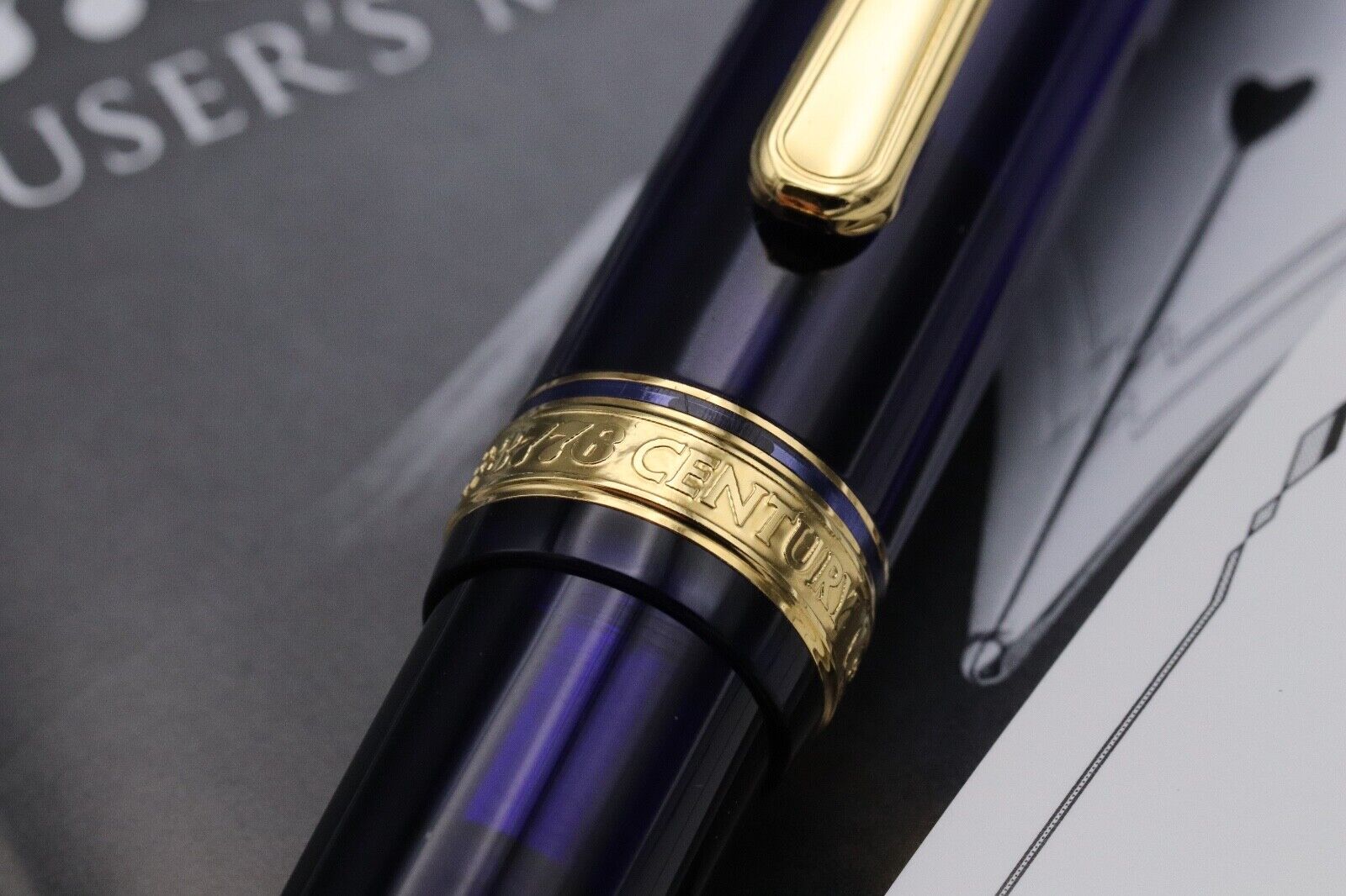 Platinum #3776 Century Chartres Blue GT Fountain Pen - SF Nib image 3
