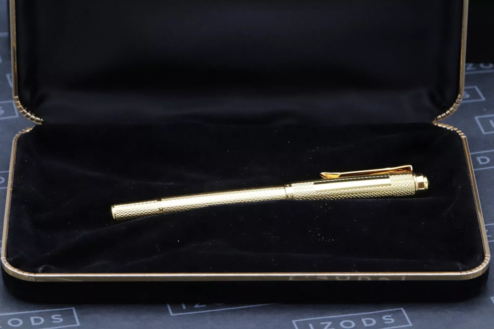 Pelikan M760 Jubilee Gold-Plated Fountain Pen – IZODS