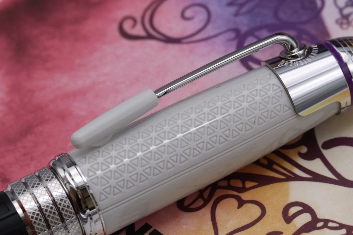 Montblanc Great Characters Jimi Hendrix Special Edition Fountain Pen - UNUSED image 6