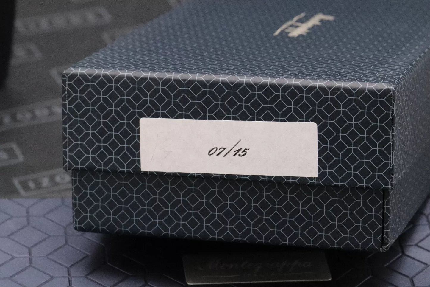 Montegrappa Extra Colori Del Mare Sharks LE15 Celluloid Fountain Pen image 8