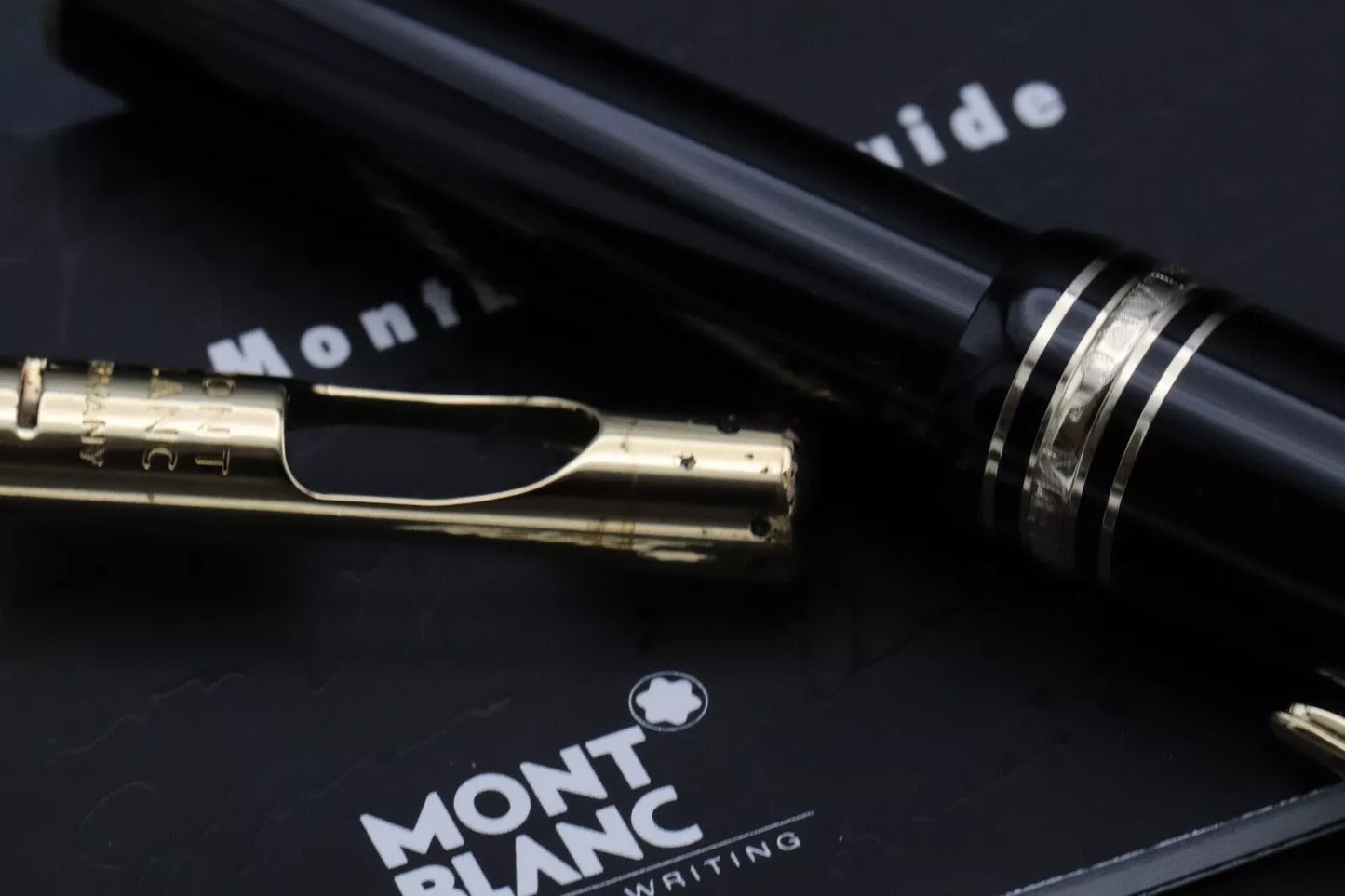 Montblanc Meisterstuck 147 Traveller Gold Coated Fountain Pen inc Pouch image 9