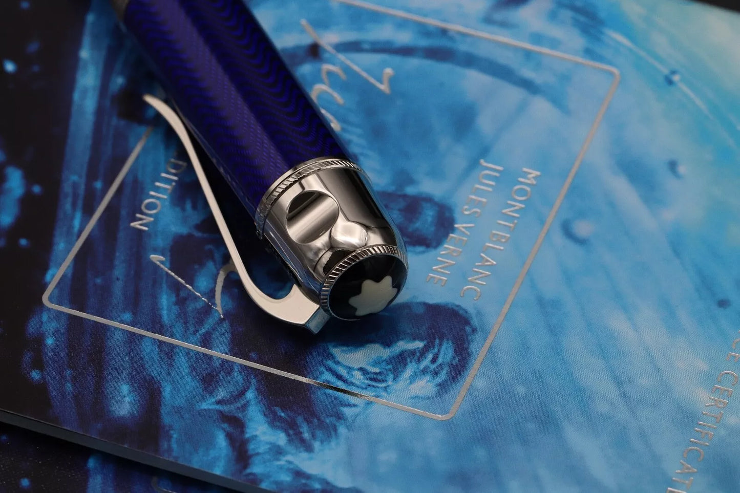 Montblanc Writers Edition Jules Verne Fountain Pen - UNUSED image 7
