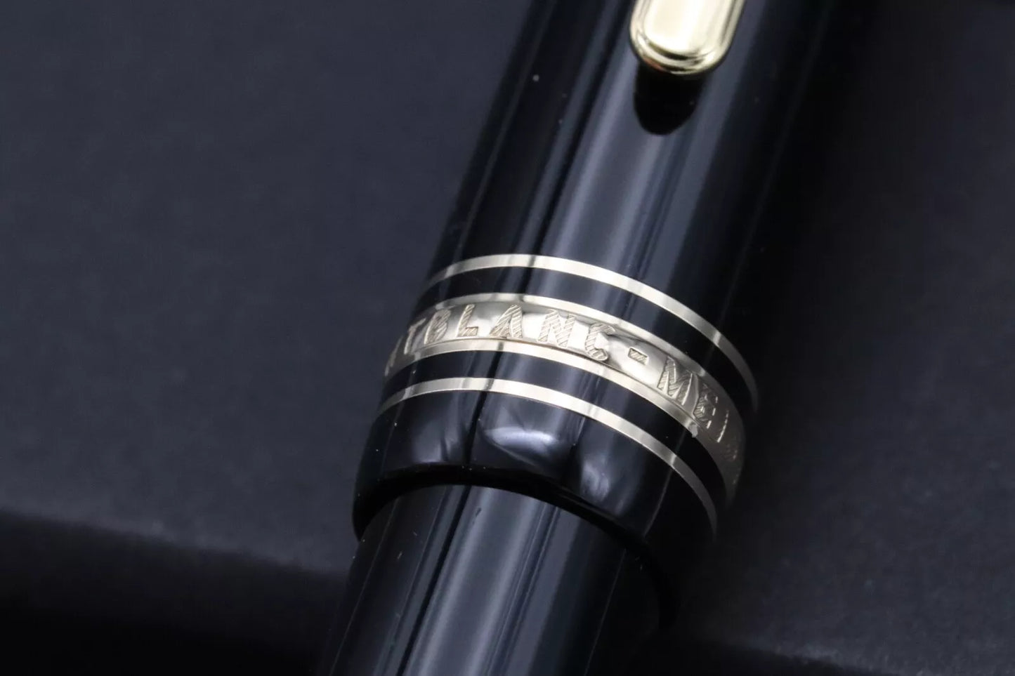 Montblanc Meisterstuck 146 LeGrand Gold Coated Fountain Pen - OBB Nib image 3