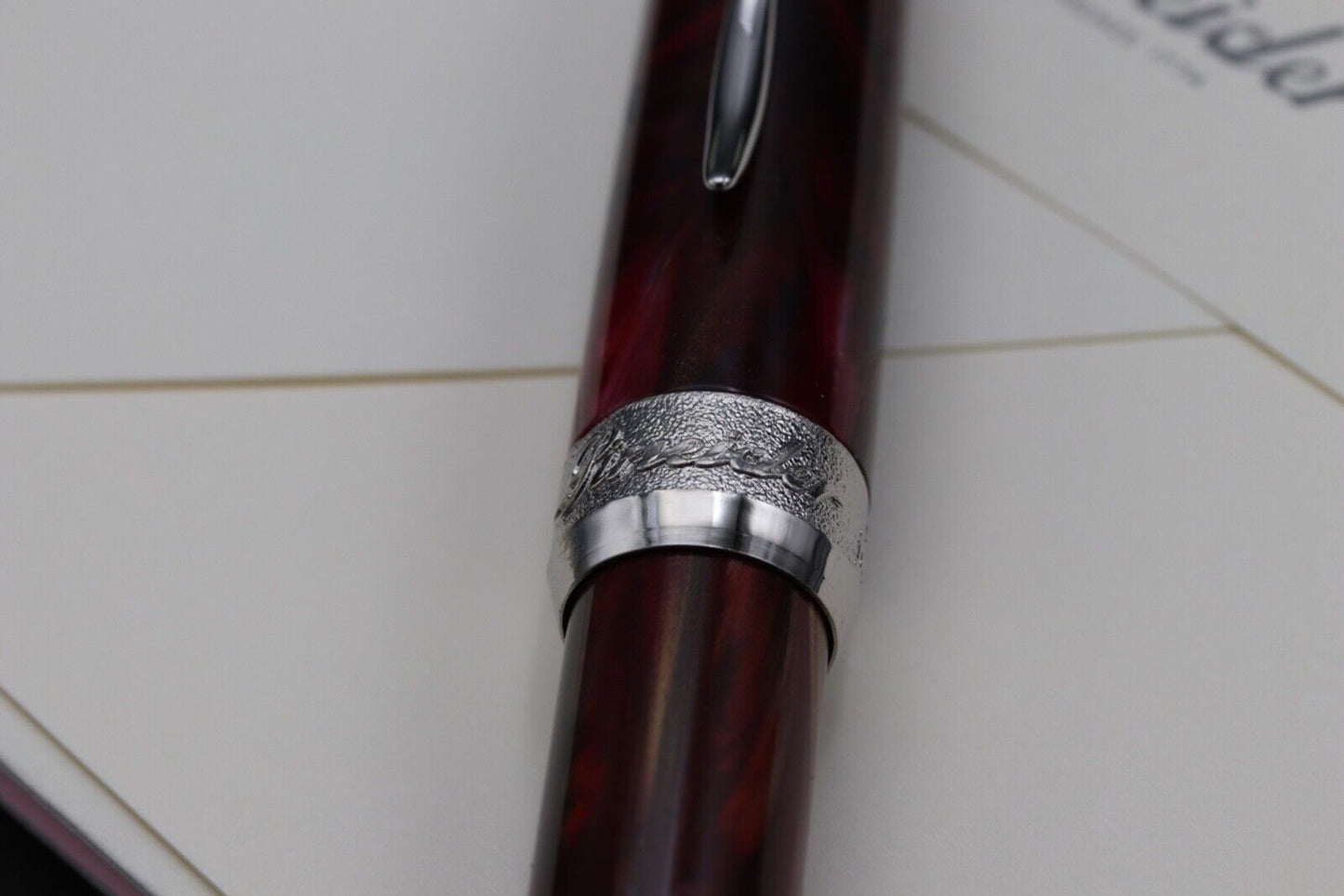 Pineider La Grande Bellezza Gemstones Rodolite Red Fountain Pen - UNUSED image 4