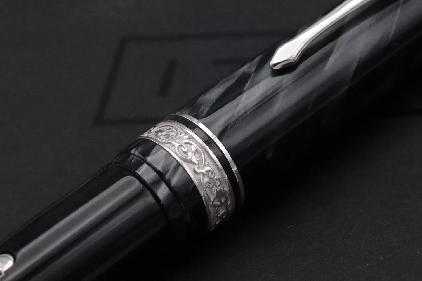 Leonardo Gioiellino Lever Filler Pearl Grey Celluloid Fountain Pen - Broad Nib image 6