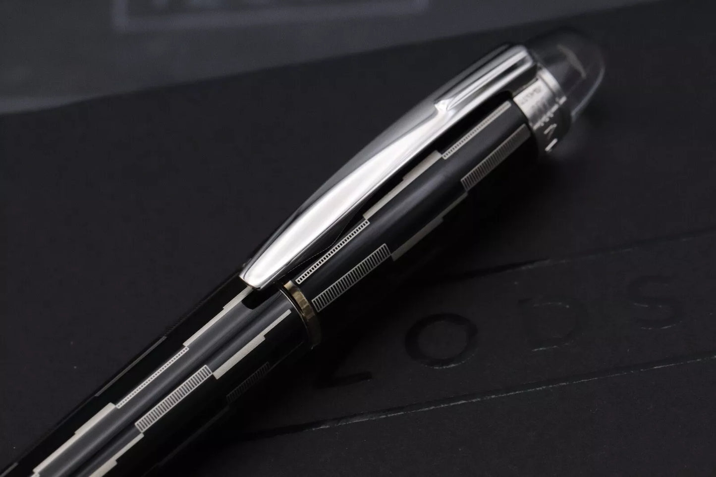 Montblanc Starwalker Black Mystery Rollerball / Fineliner Pen image 5