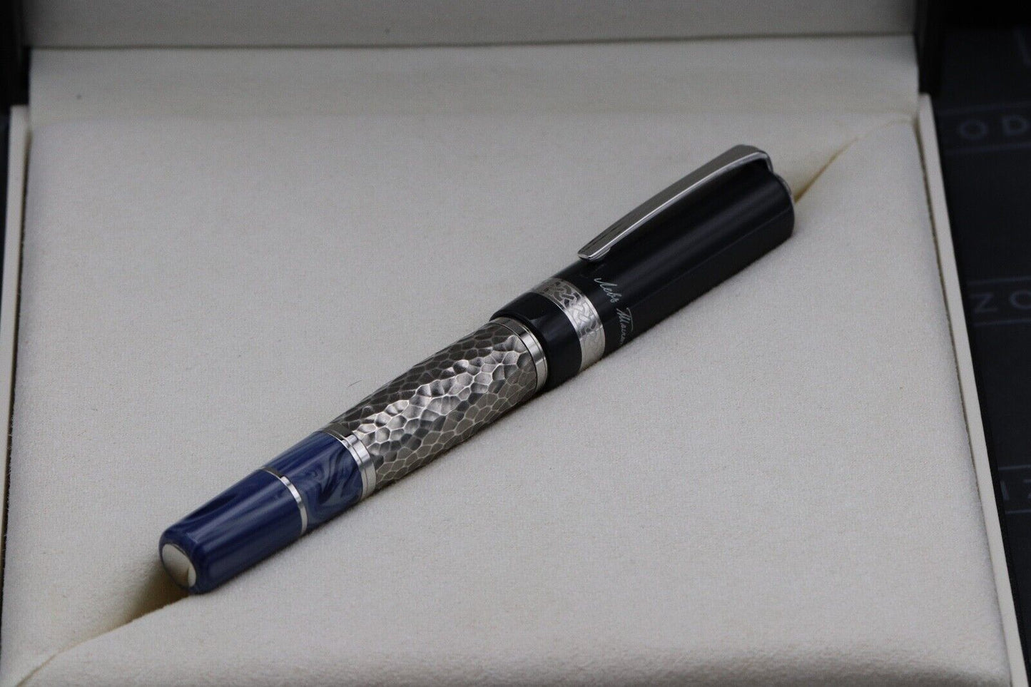 Montblanc Writers Edition Leo Tolstoy Fountain Pen image 8