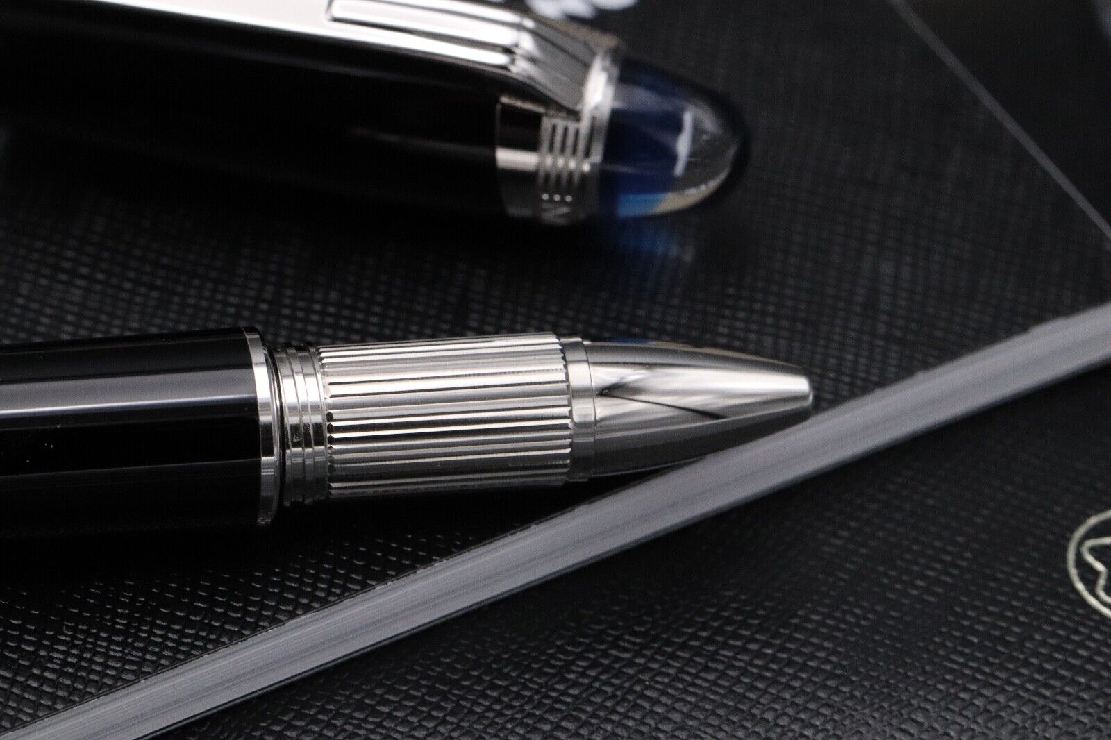 Montblanc Starwalker Precious Resin Rollerball / Fineliner Pen - UNUSED image 2