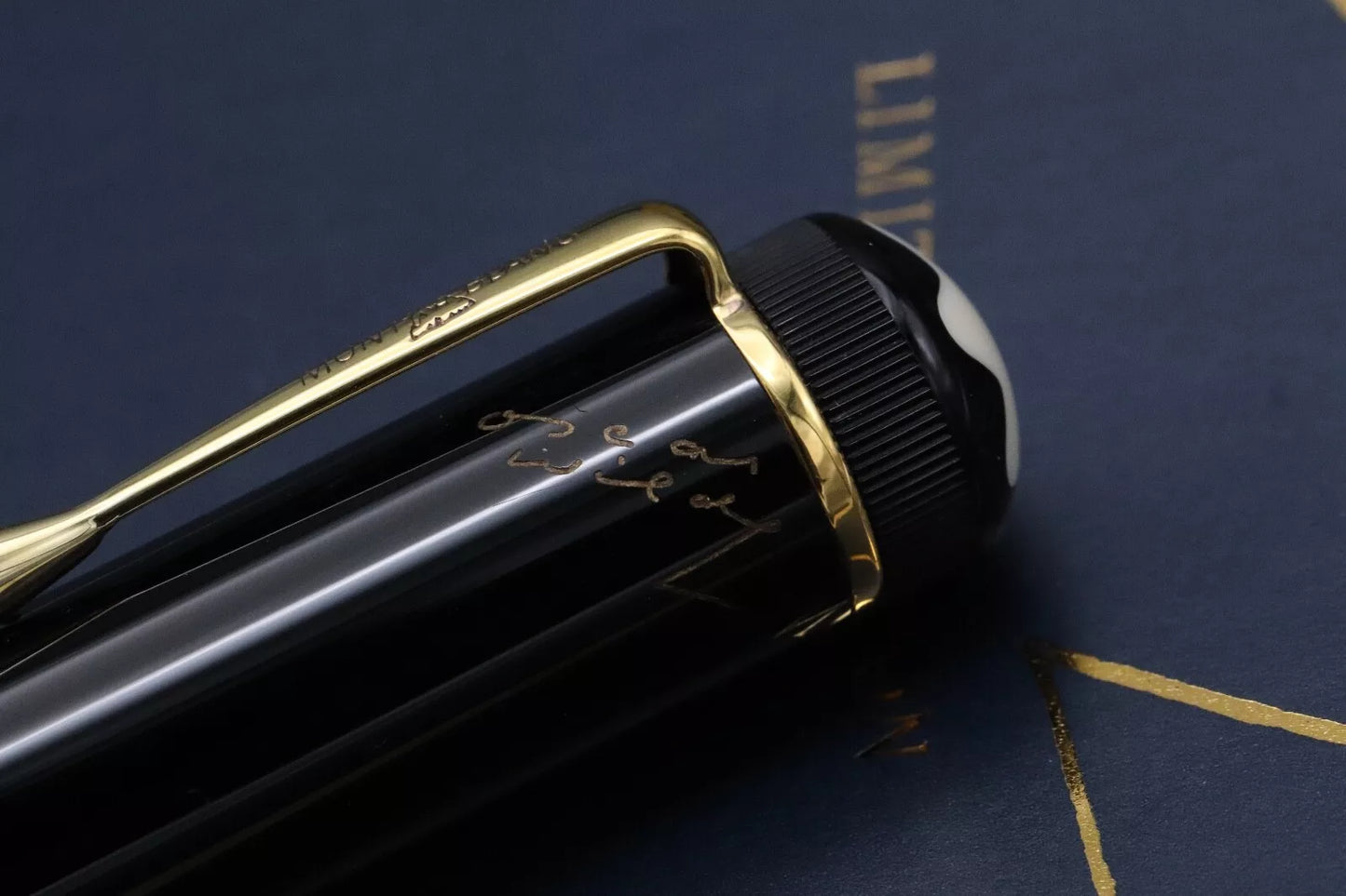 Montblanc Writers Edition Oscar Wilde Fountain Pen image 9