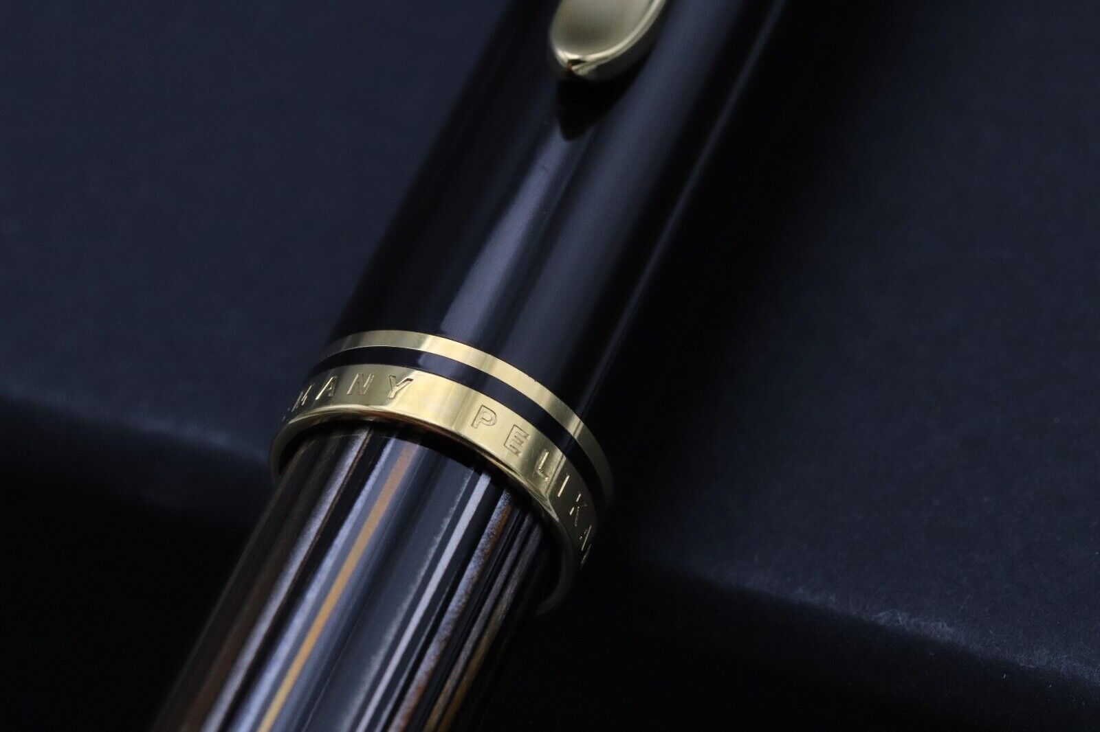 Pelikan Souveran M800 Tortoiseshell Brown 2013 Special Edition Fountain Pen image 6