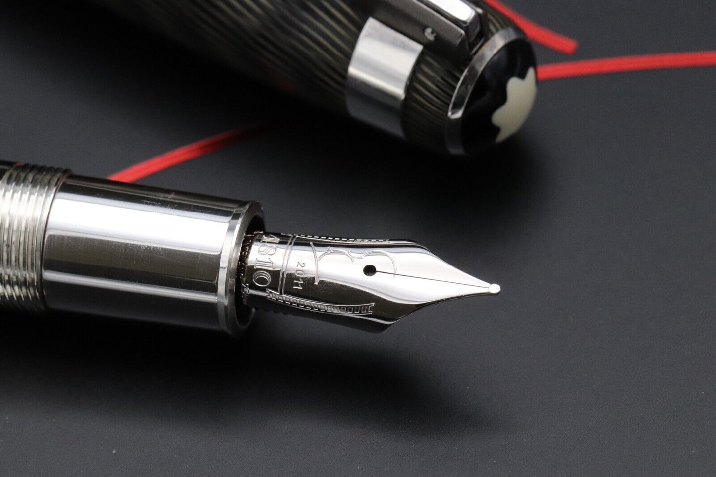 Montblanc Great Characters Alfred Hitchcock 3000 LE Fountain Pen image 2