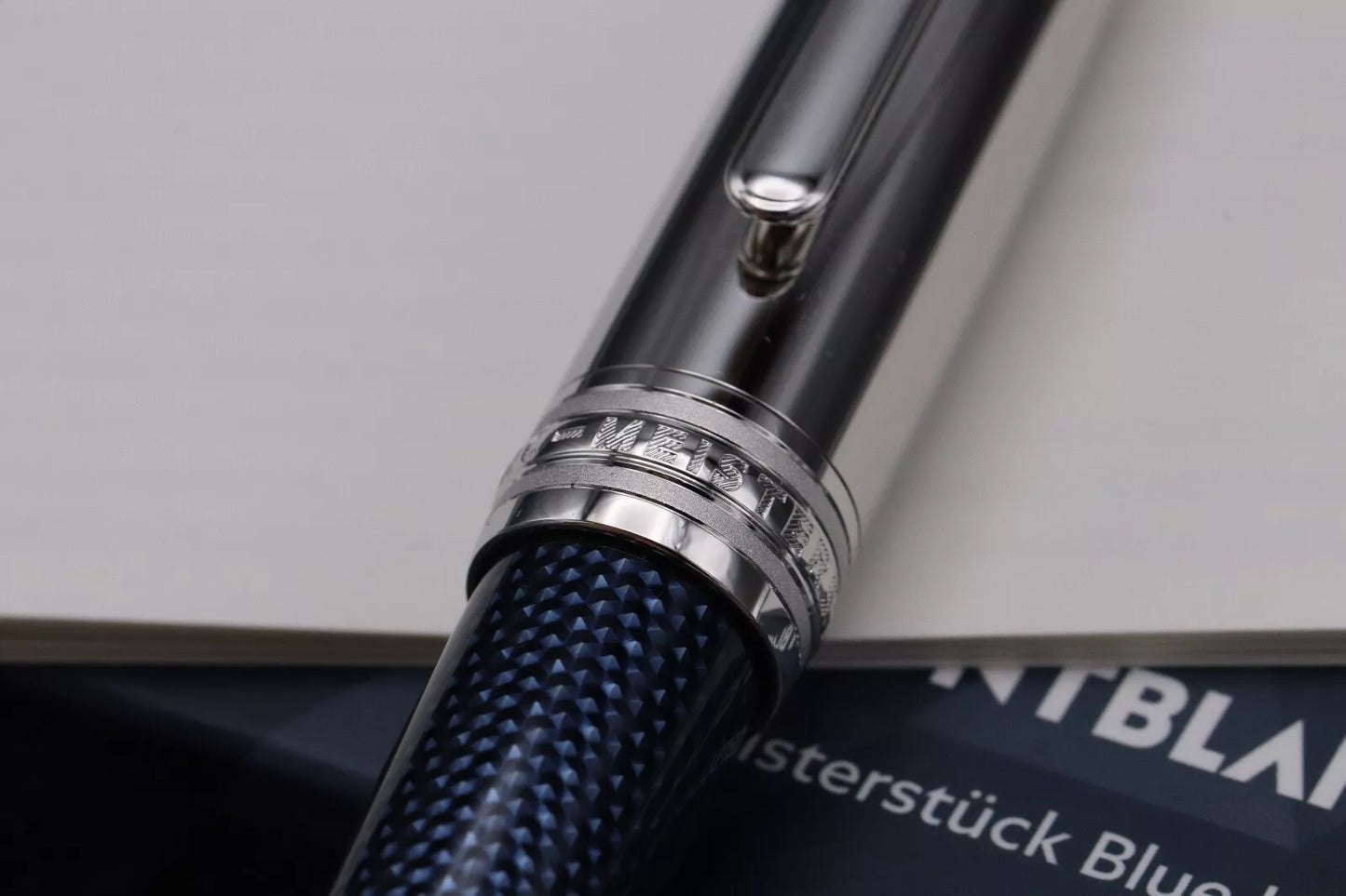 Montblanc Meisterstück Classique Blue Hour Doue Fountain Pen - UNUSED image 5