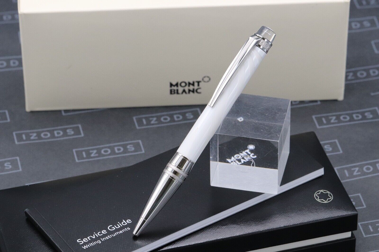 Montblanc Starwalker White Ceramics Ballpoint Pen image 1