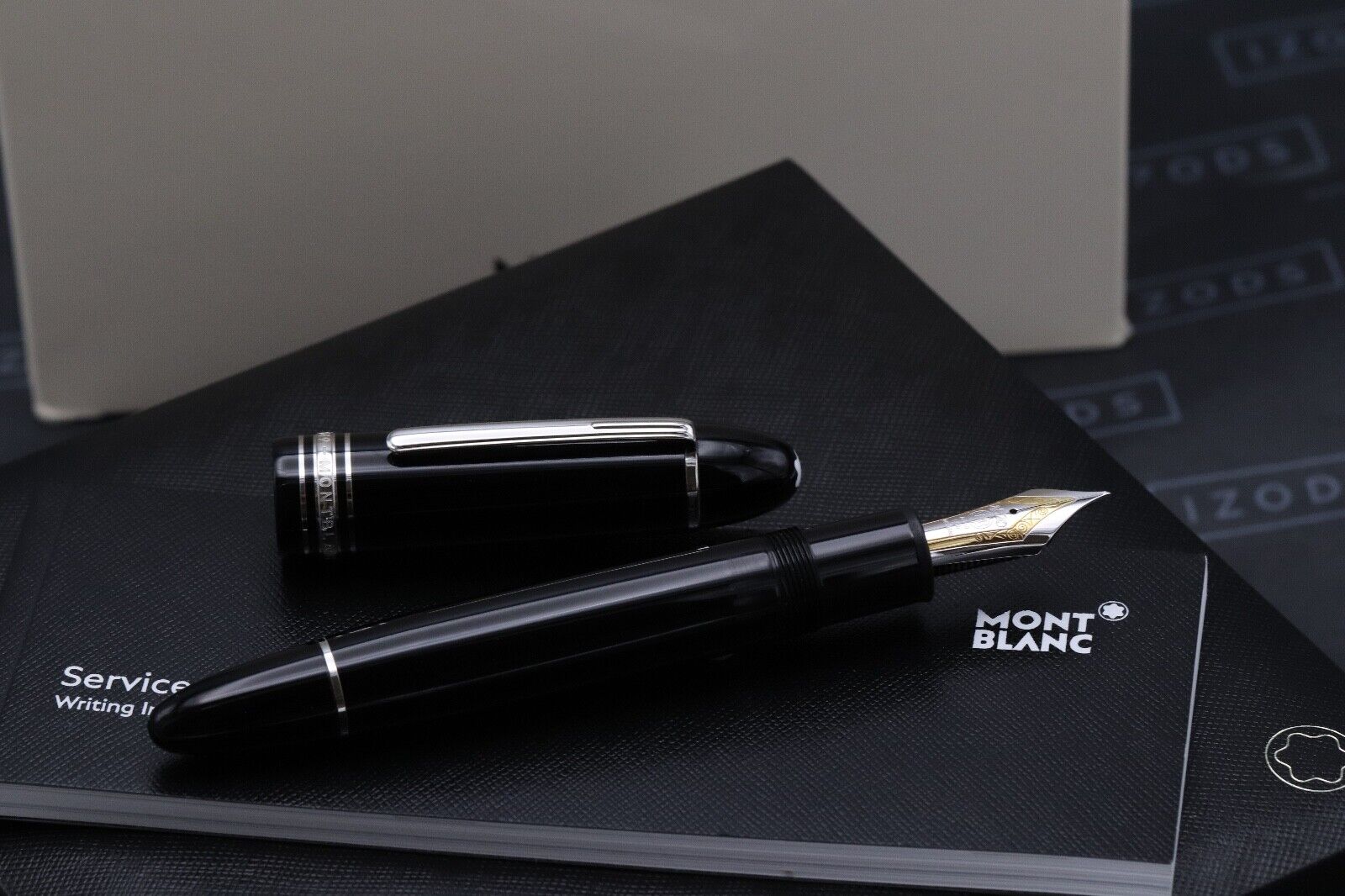 Montblanc Meisterstuck 149 Platinum-Coated Fountain Pen - EF John Sorowka Nib image 1