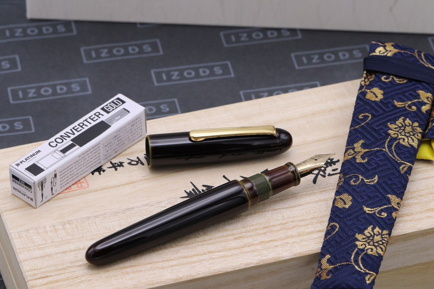 Nakaya Portable Writer Heki-tamenuri Fountain Pen - UNUSED - Medium Nib image 1