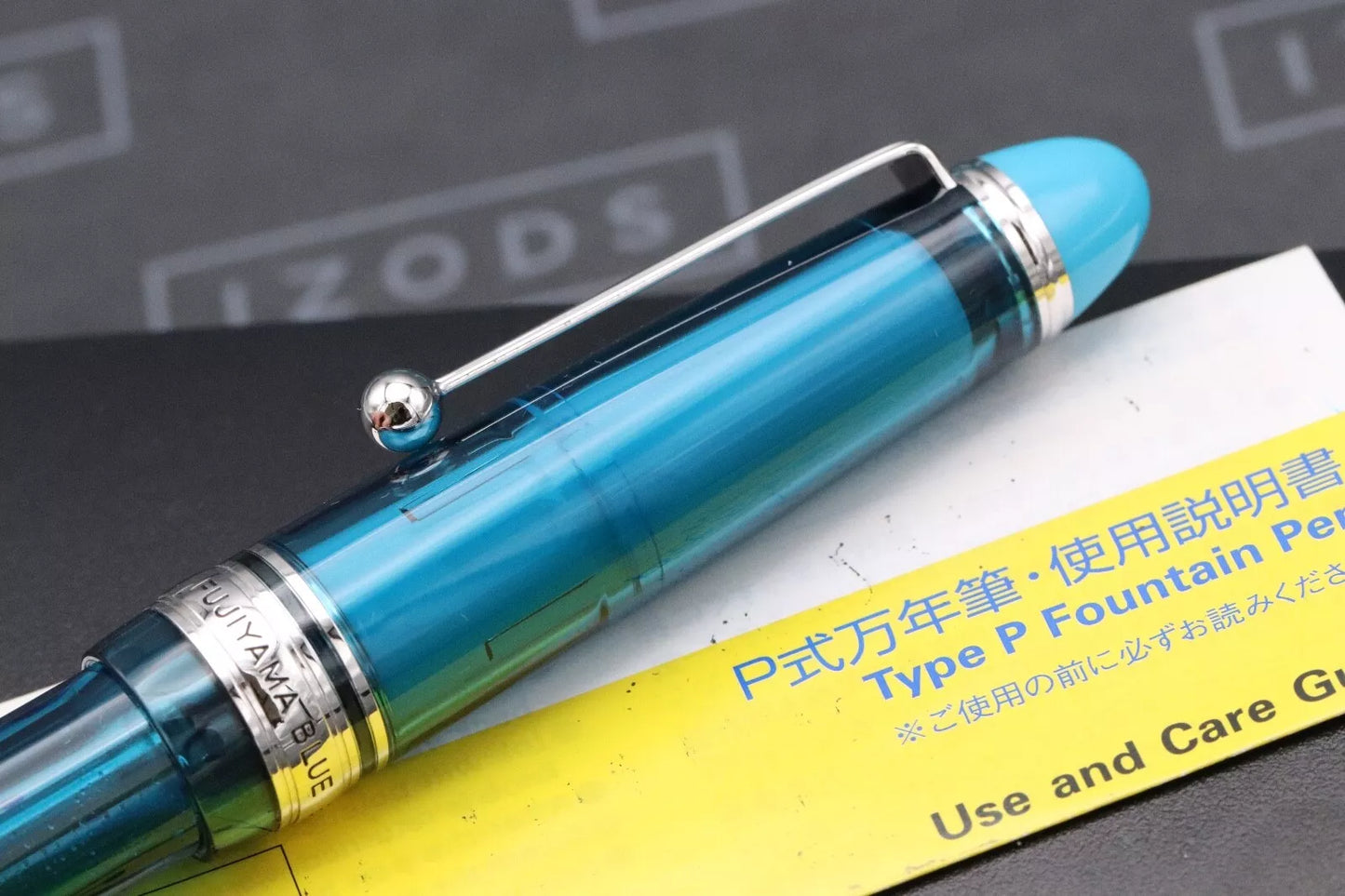 Pilot Custom 823 Bungubox Fujiyama Blue Limited Edition Fountain
