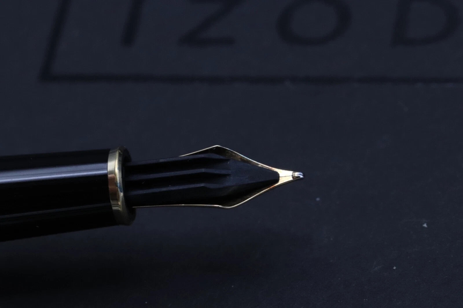 Montblanc Meisterstuck 144 Classique Gold Coated Fountain Pen image 4