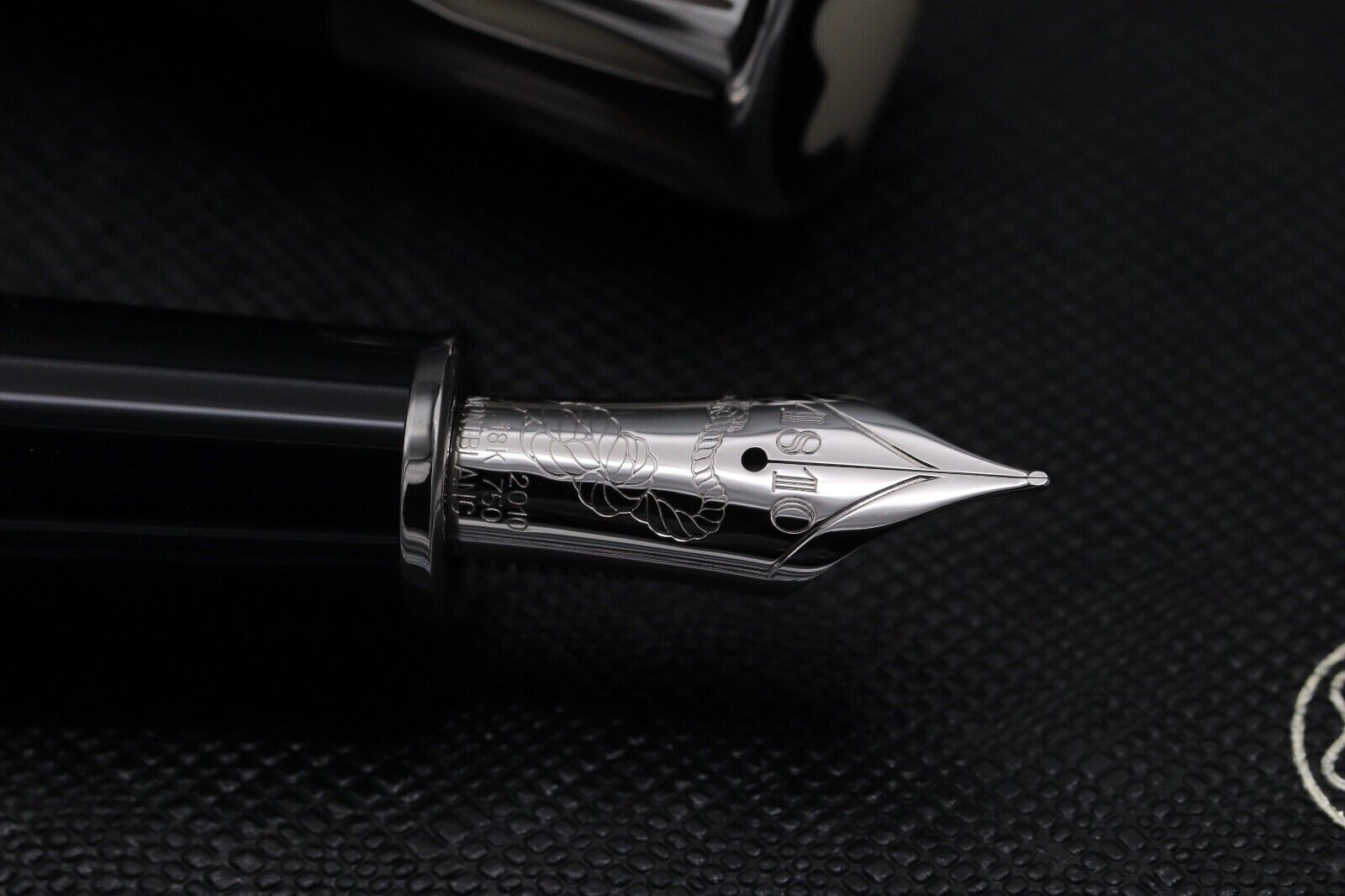 Montblanc Writers Edition Mark Twain Fountain Pen - UNUSED - Fine Nib image 2