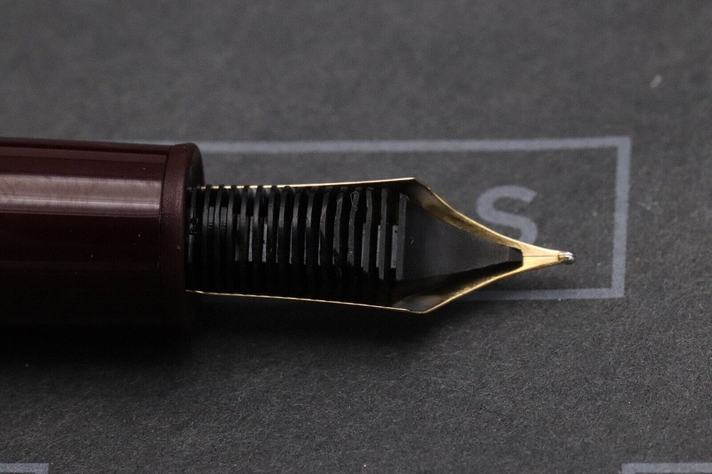 Montblanc Meisterstuck 146 LeGrand Bordeaux Fountain Pen image 3