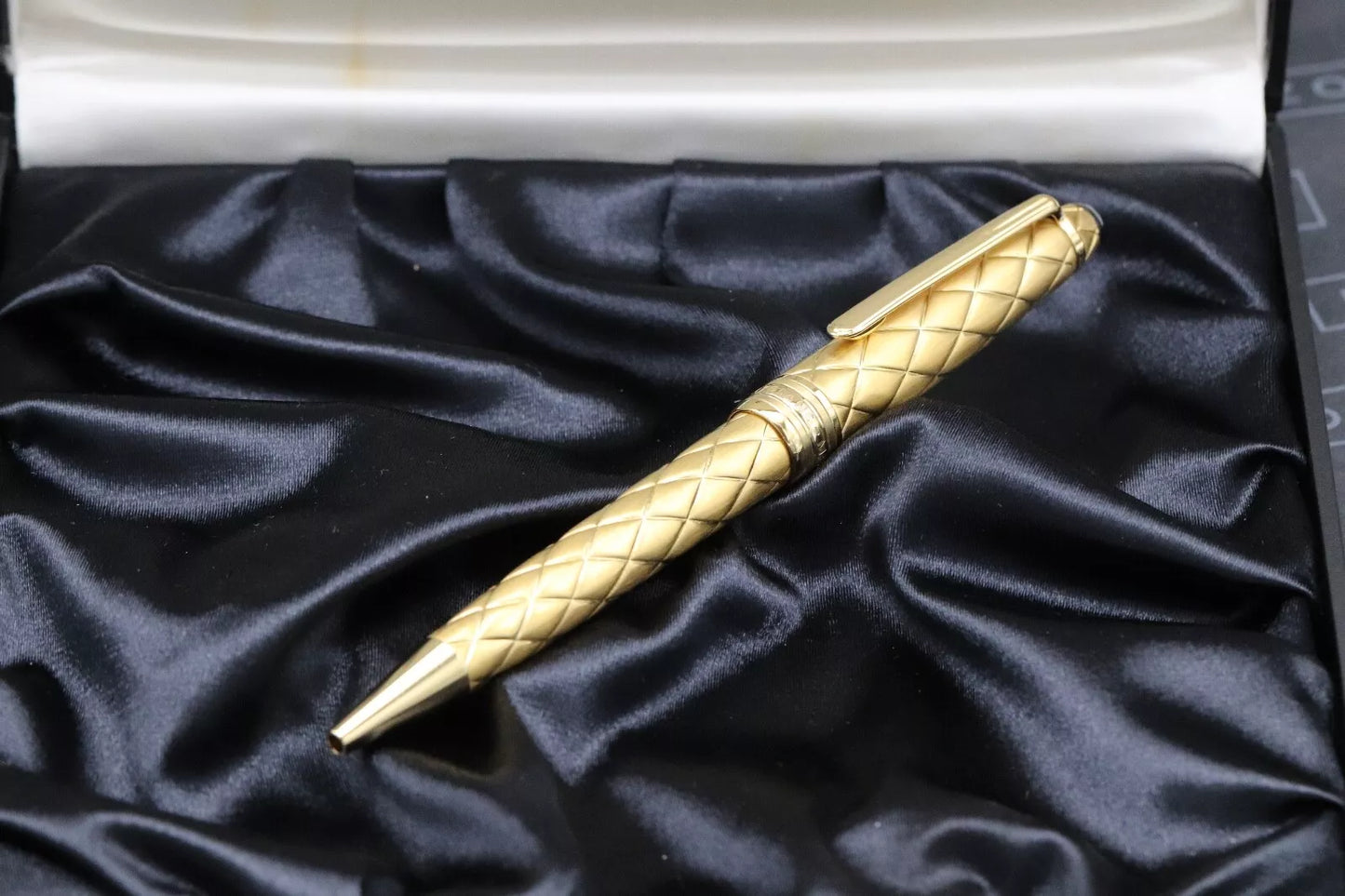 Montblanc Meisterstuck Classique Artisan True Princess Ballpoint Pen - UNUSED image 9