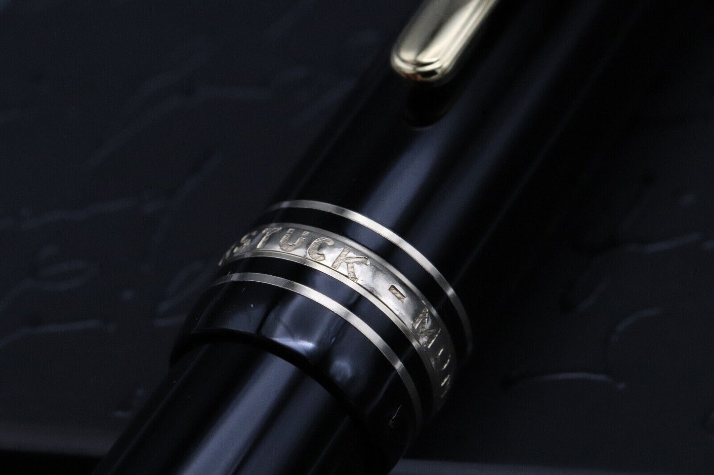 Montblanc Meisterstuck 146 LeGrand Gold-Coated Fountain Pen image 4