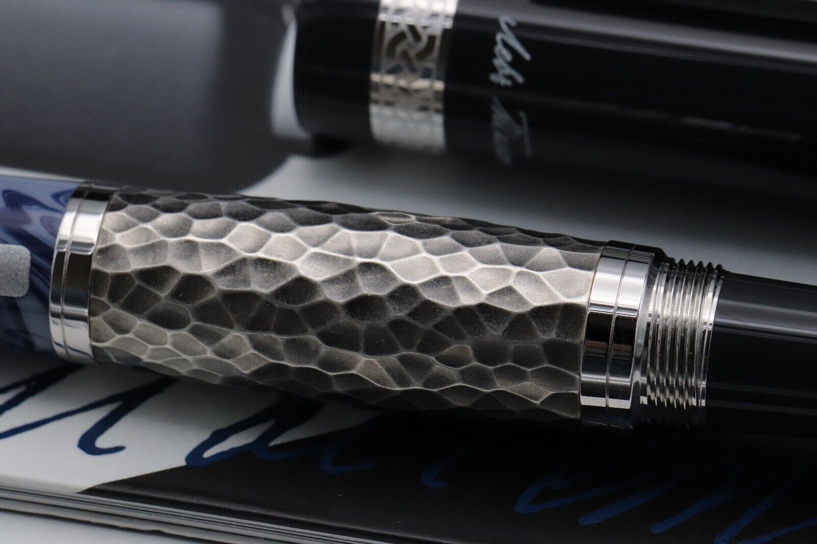 Montblanc Writers Edition Leo Tolstoy Fountain Pen - UNUSED image 5
