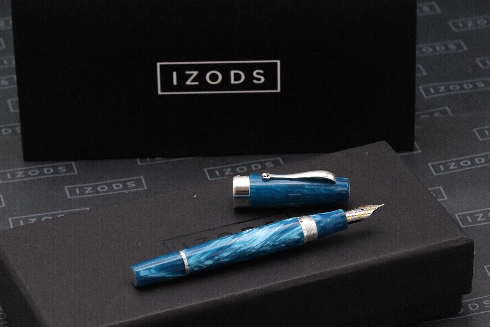 Montegrappa Classica Turquoise Celluloid Fountain Pen image 0
