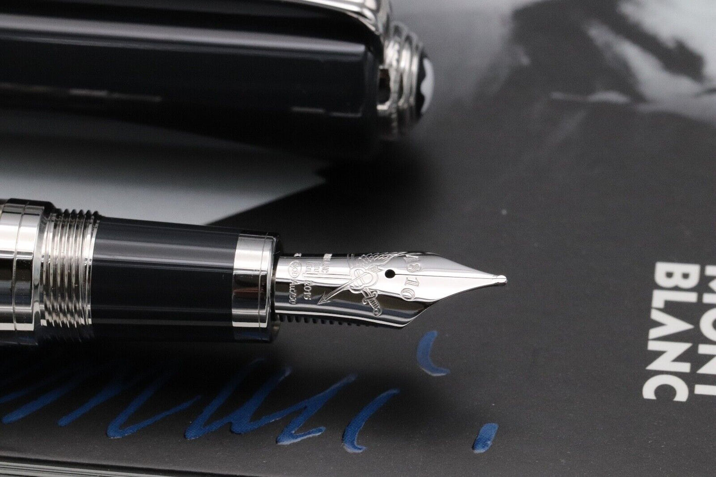 Montblanc Writers Edition Leo Tolstoy Fountain Pen - UNUSED image 2