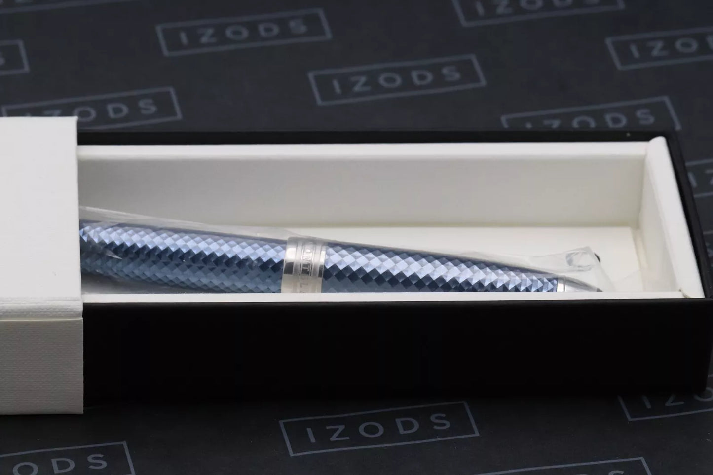 Montblanc Meisterstuck 146 LeGrand Glacier Solitaire Fountain Pen image 8