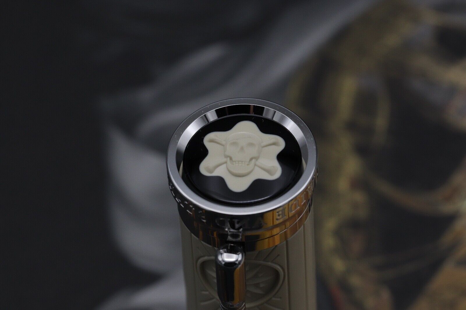 Montblanc Writers Edition Robert Louis Stevenson Rollerball Pen - UNUSED image 4
